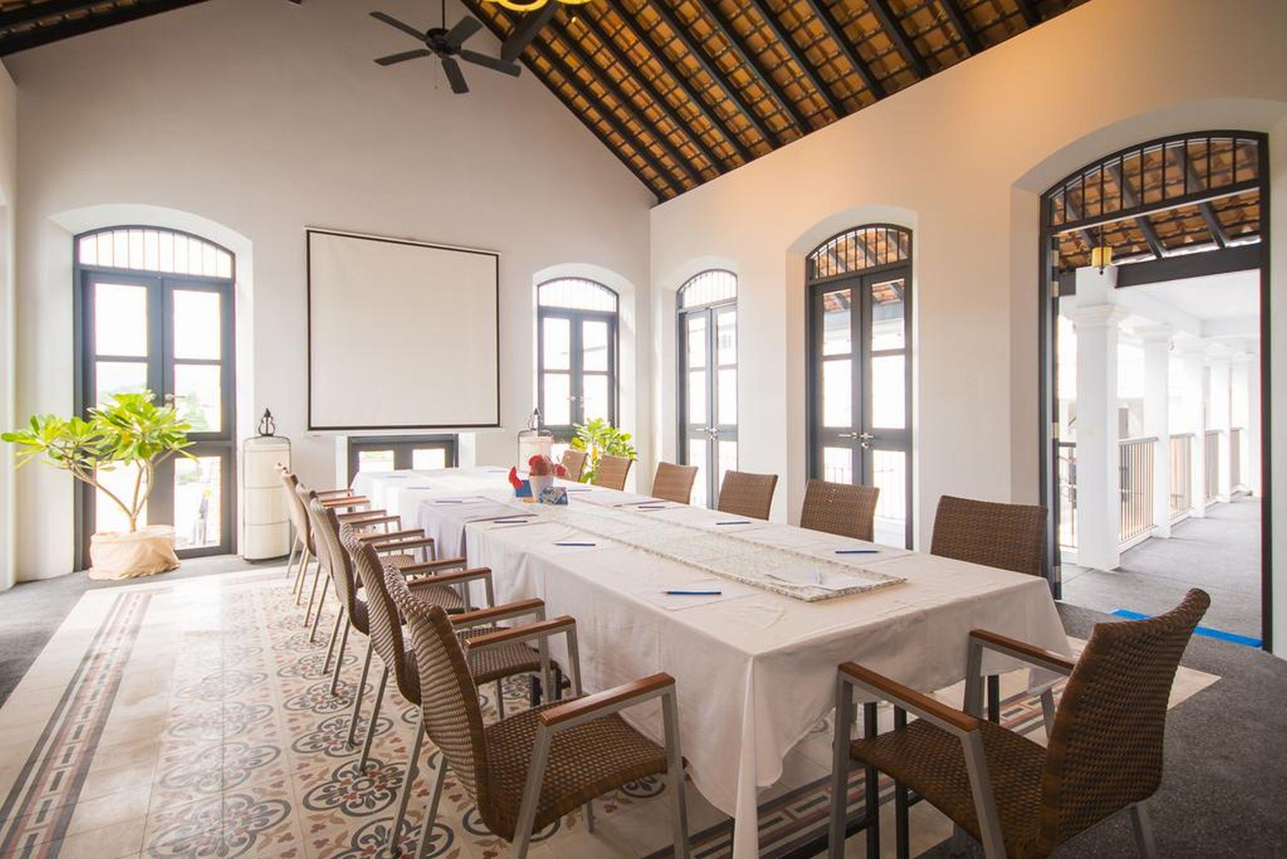 Little Nyonya Hotel Phuket Exterior photo