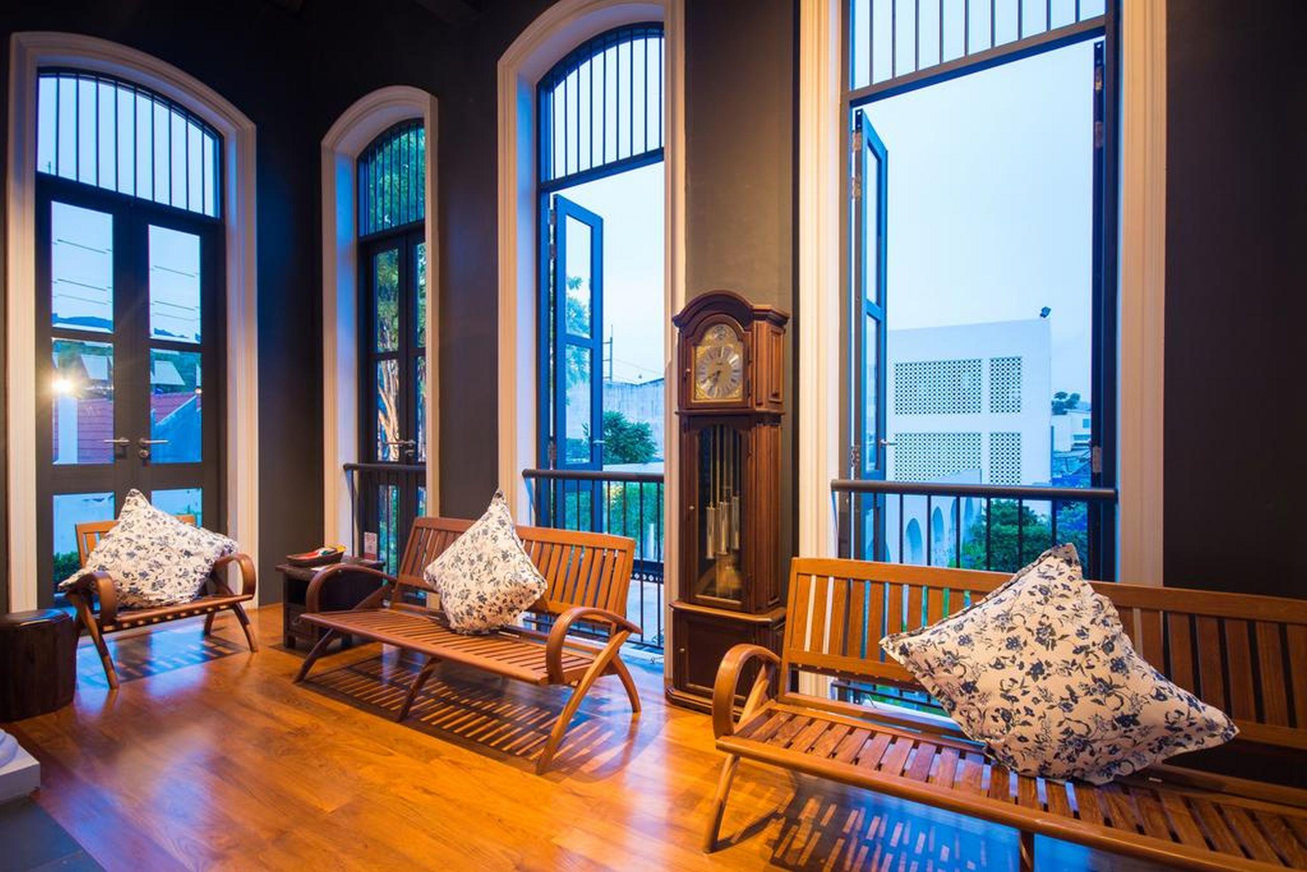 Little Nyonya Hotel Phuket Exterior photo
