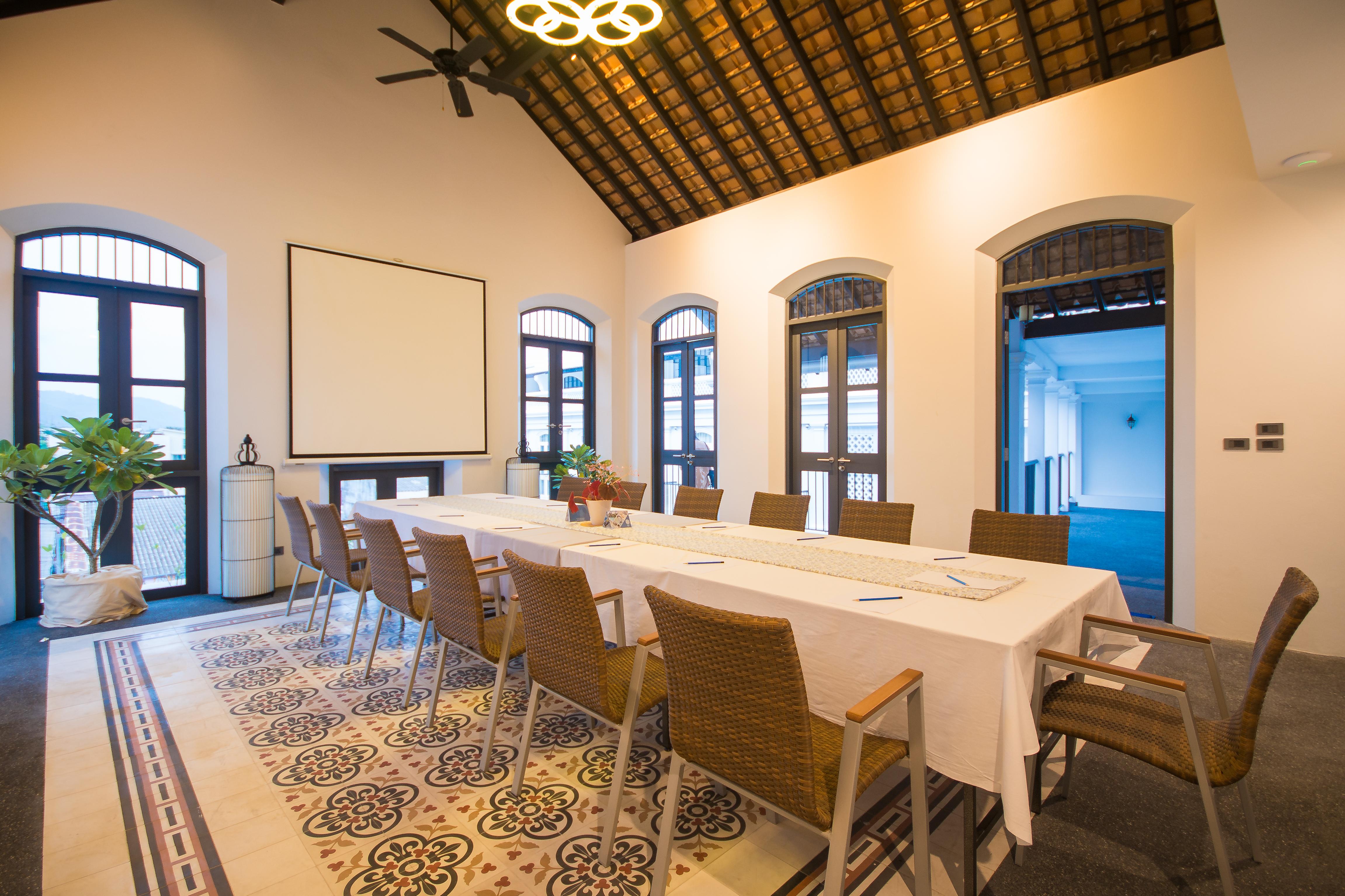 Little Nyonya Hotel Phuket Exterior photo